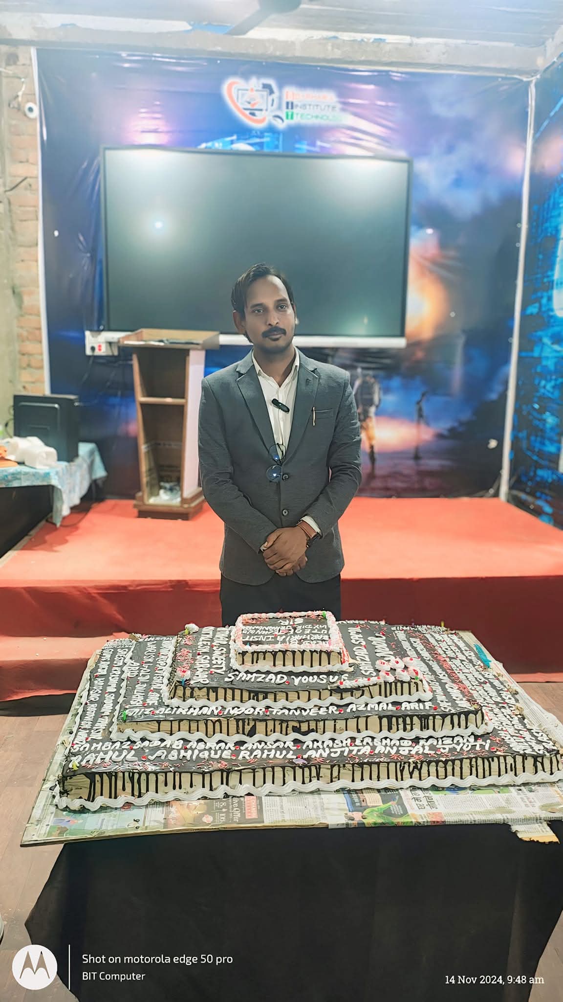 WITH CAKE CHILDREN'S