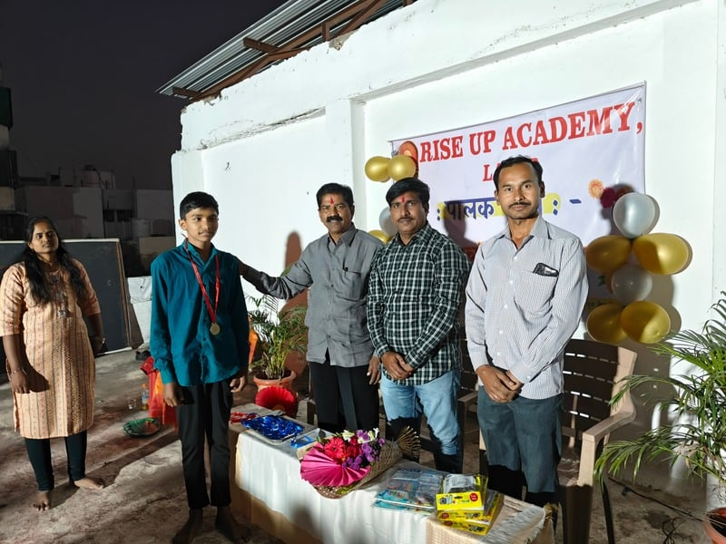 PRIZE DISTRIBUTION (MIDTERM)