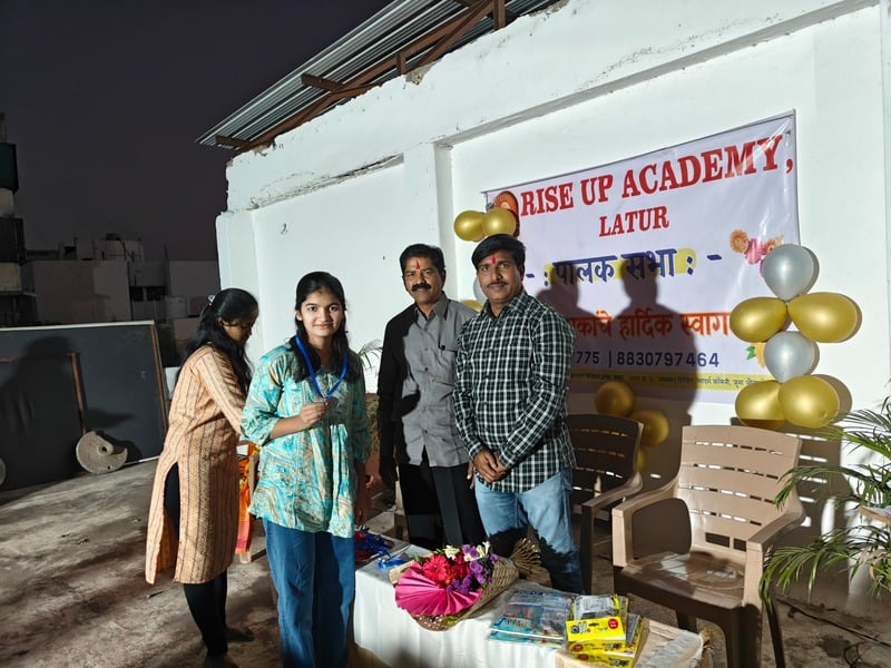 PRIZE DISTRIBUTION (MIDTERM)