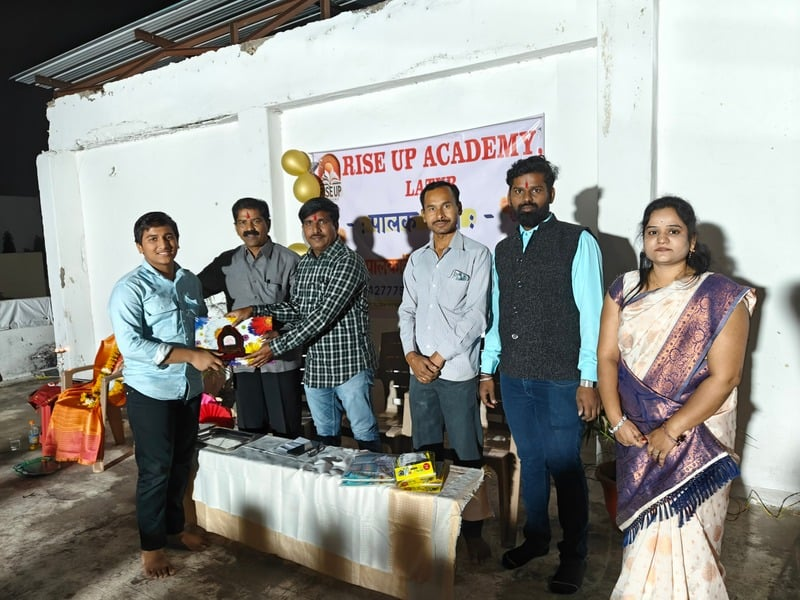 PRIZE DISTRIBUTION (MIDTERM)