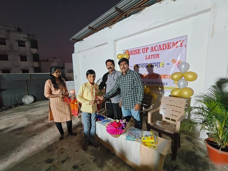 PRIZE DISTRIBUTION (MIDTERM)