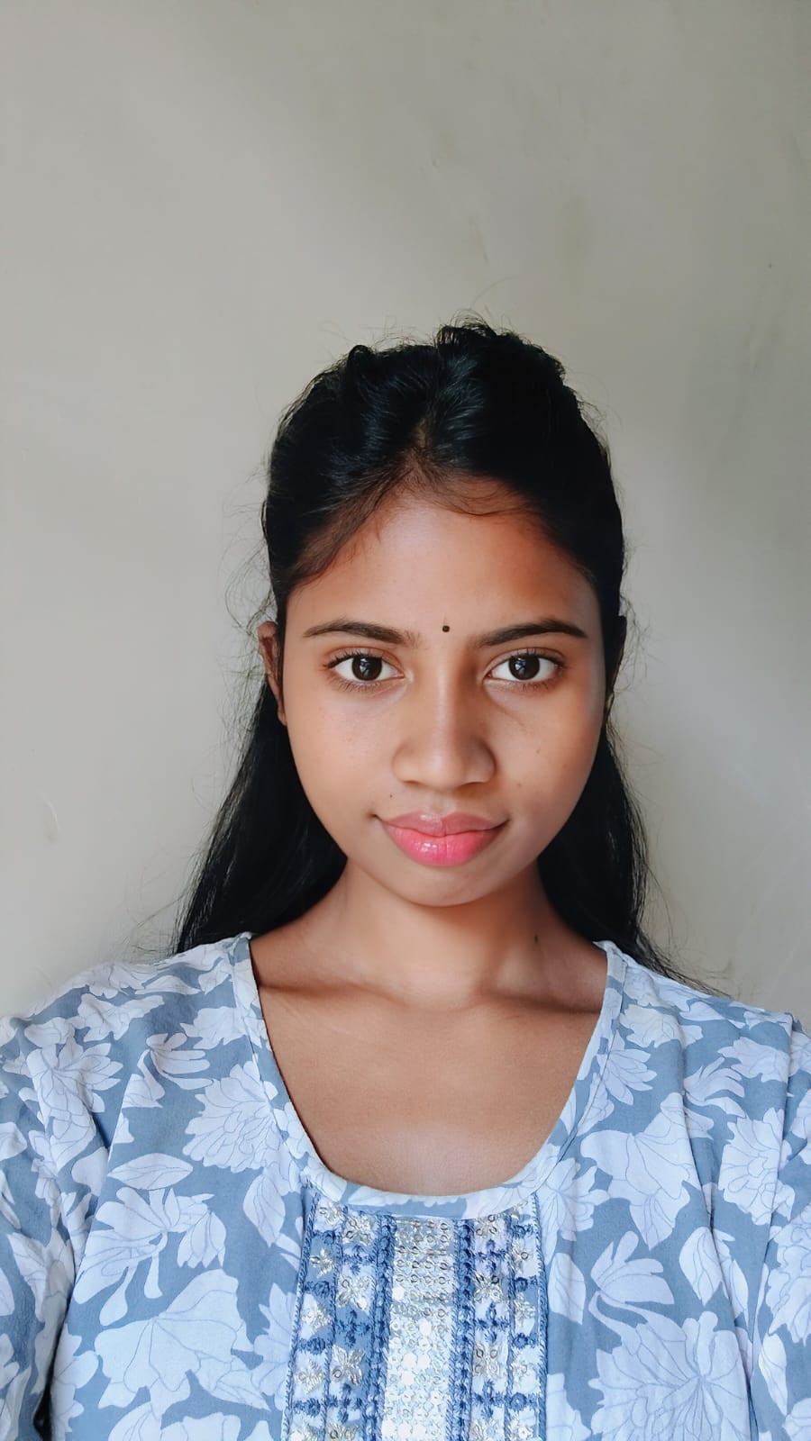 Diksha Pandhov Image