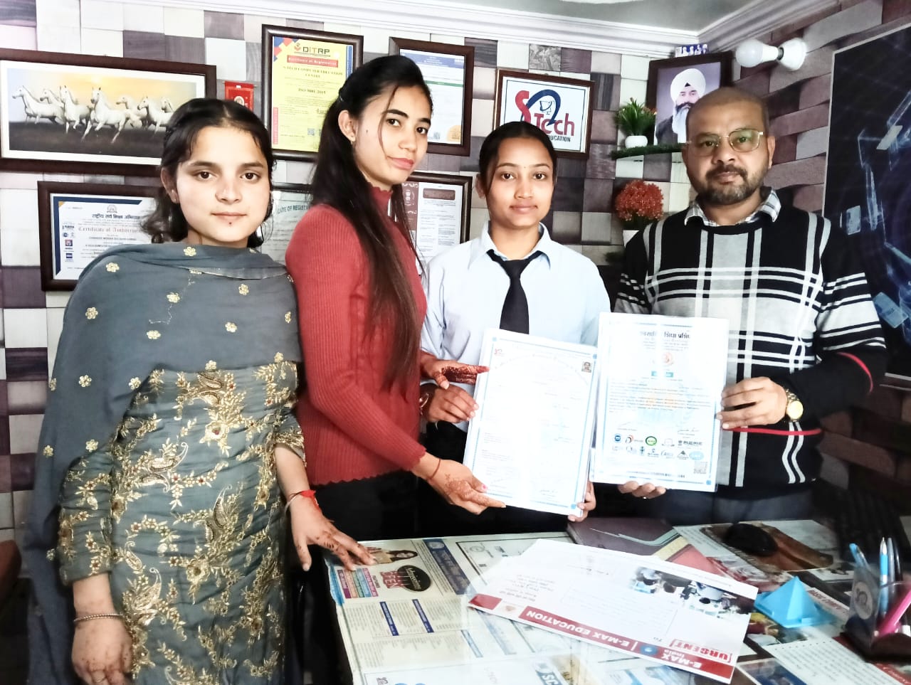 Issued Cerficate/Diploma 21