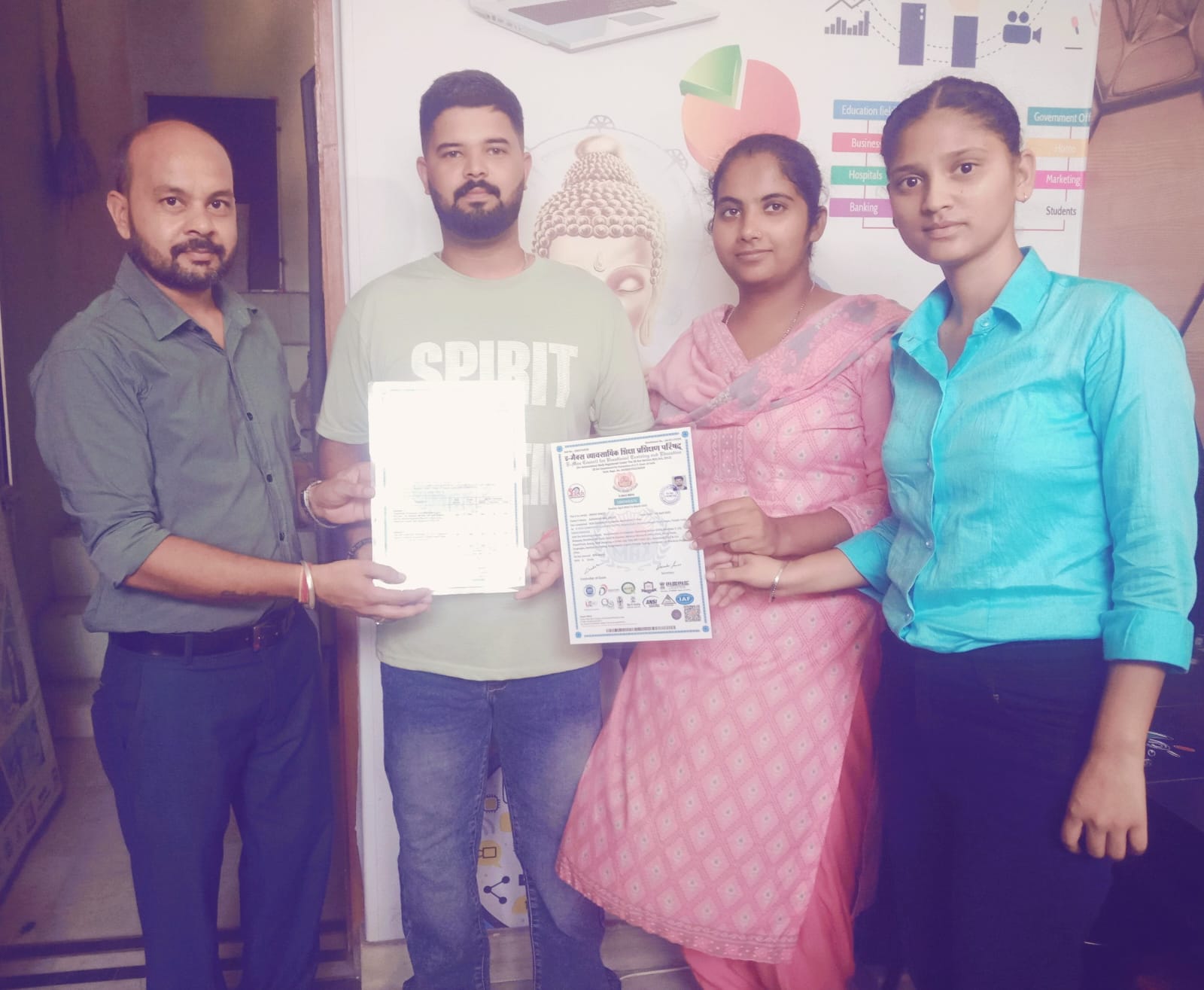 Issued Cerficate/Diploma 26