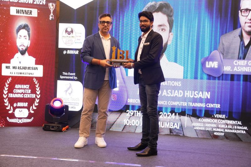 INDIAS BEST 100 INSTITUTE AWARD - MUMBAI