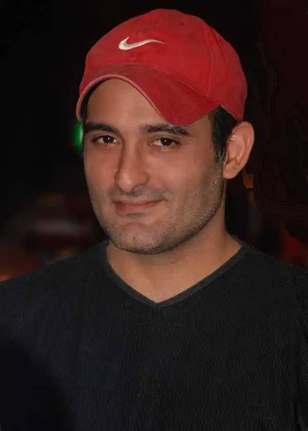 Akshaye Khanna’s Biography Tring