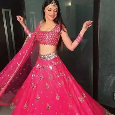 Divya Khosla Kumar’s Education