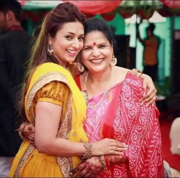 Divyanka Tripathi’s Childhood  Tring