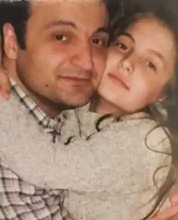 Elli Avram’s Childhood