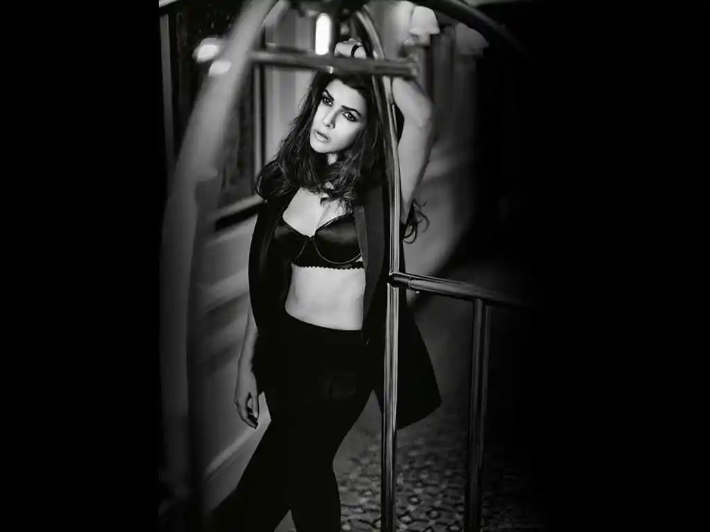 Nimrat Kaur Struggles