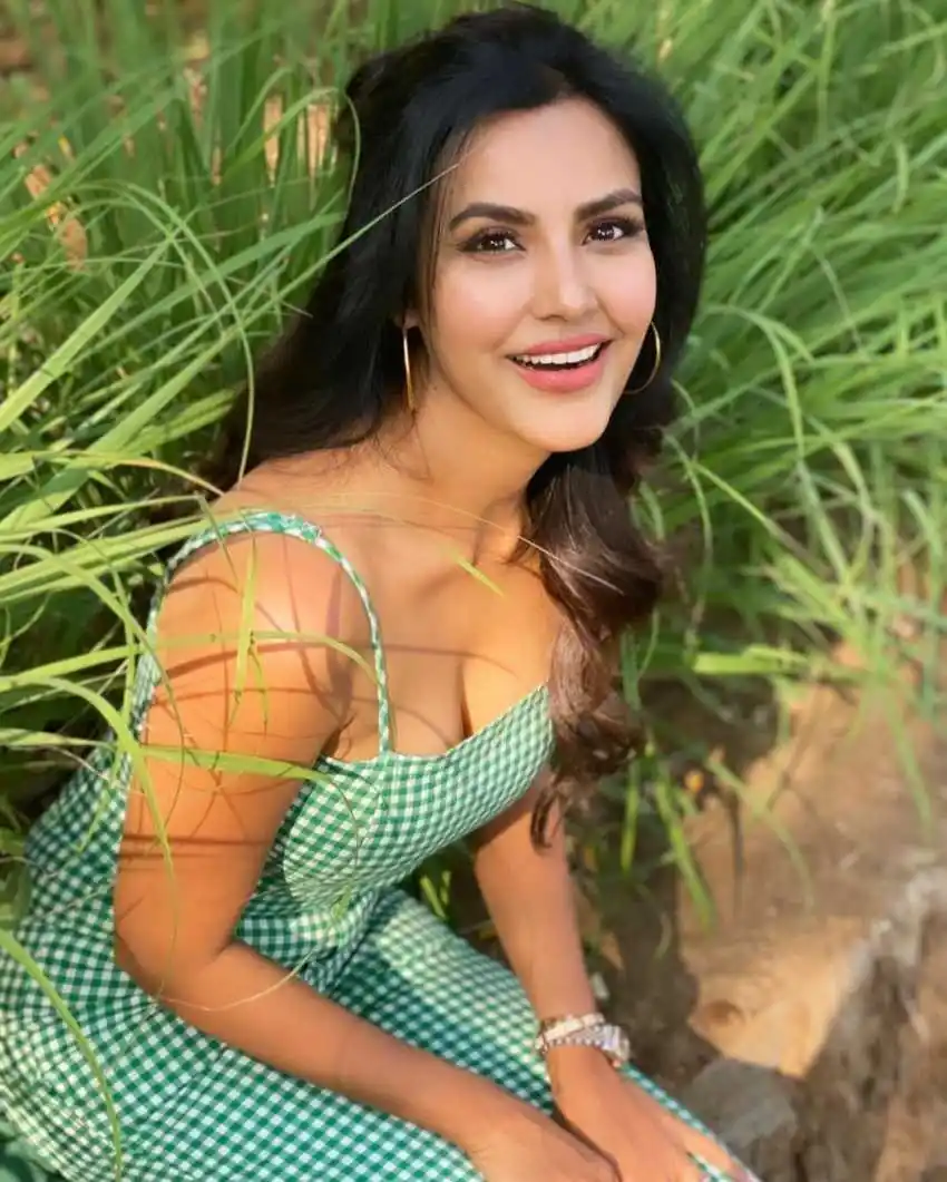 Priya Anand’s Biography
