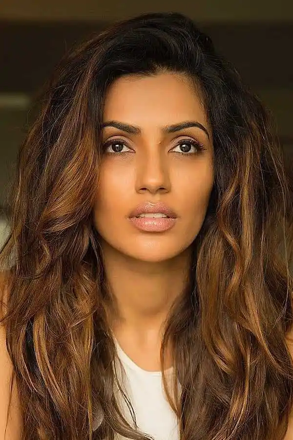 Akshara Gowda Biography