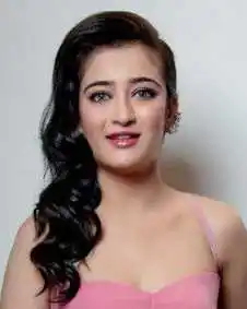 Akshara Haasan Net Worth