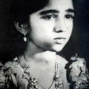 Lata Mangeshkar Education