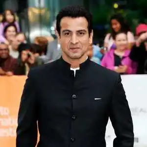 Ronit Roy’s Biography Tring