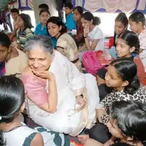 sudha murthy social work
