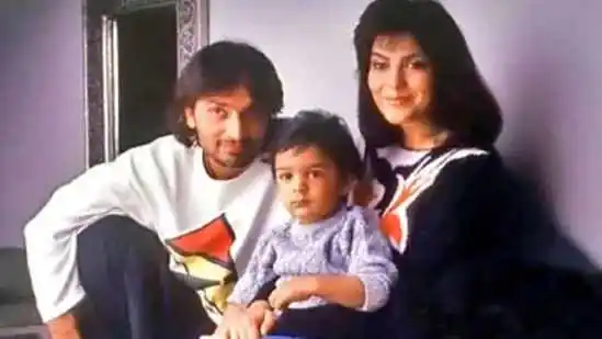 zeenat aman family
