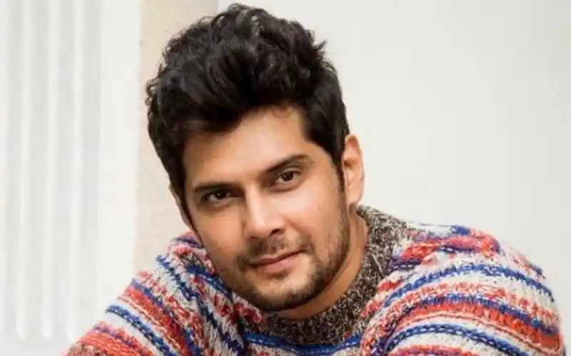 Know your celebrity - Amar Upadhyay personalised celebrity messages