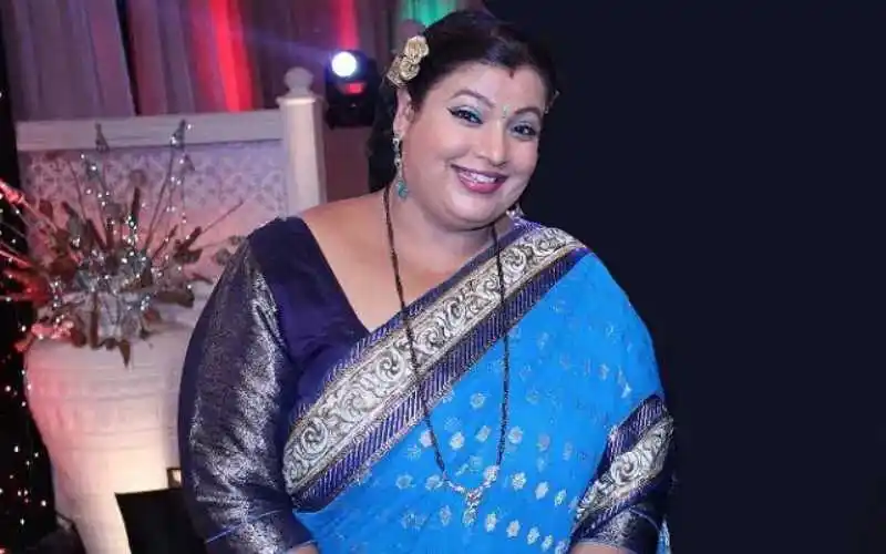 Know your celebrity - Ambika Ranjankar personalised video messages