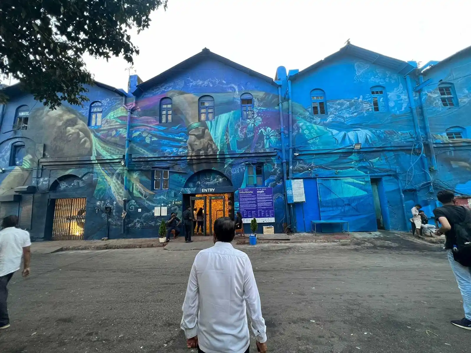 mumbai urban art festival building art.tring