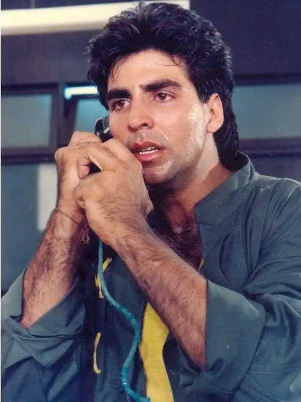 Khiladi-akshay-tring.jpg
