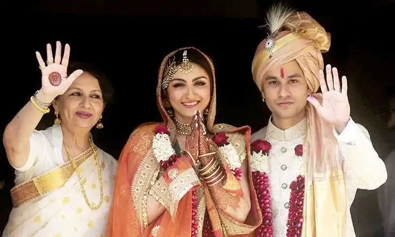 Soha-Ali-Khan-and-Kunal-Khemu.tring.jpg Soha Ali Khan and Kunal Khemu.tring