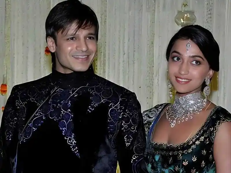 Vivek-Oberoi-and-Priyanka-Alva.tring.jpg Vivek Oberoi and Priyanka Alva.tring