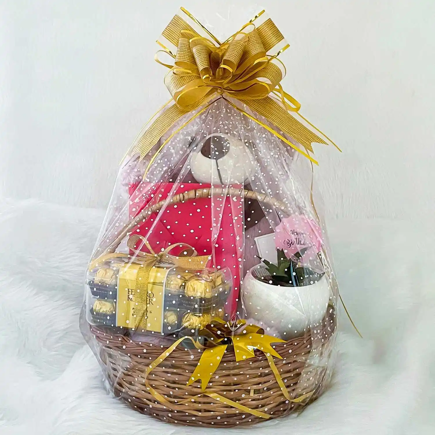 Women's-Day-Gift-Hampers-for-Daughter.tring.jpg Women's Day Gift Hampers for Daughter.tring