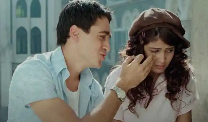 Jaane-Tu-Ya-Jaane-Na-Reviews-tring.jpg Jaane-Tu-Ya-Jaane-Na-Reviews-tring