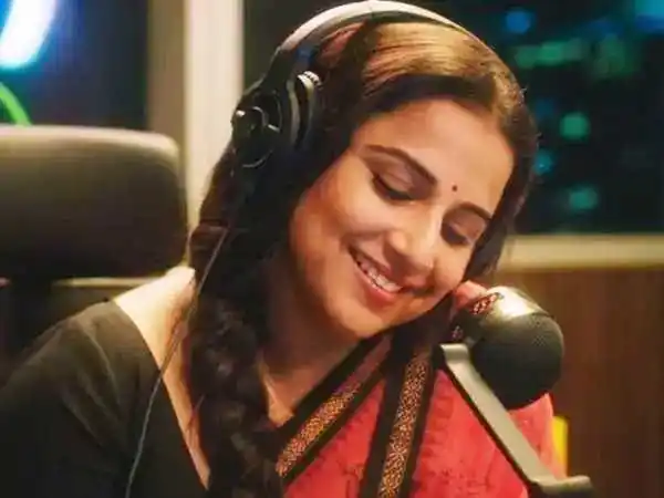 Tumhari-Sulu-Review-tring.jpg Tumhari-Sulu-Review-tring