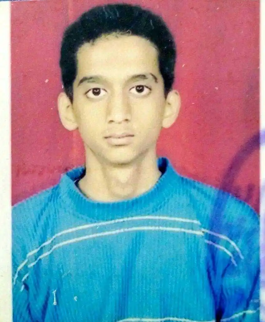 Amey-Wagh-childhood-tring.jpg Amey-Wagh-childhood-tring