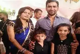 dinesh-lal-yadav-family.tring.jpg