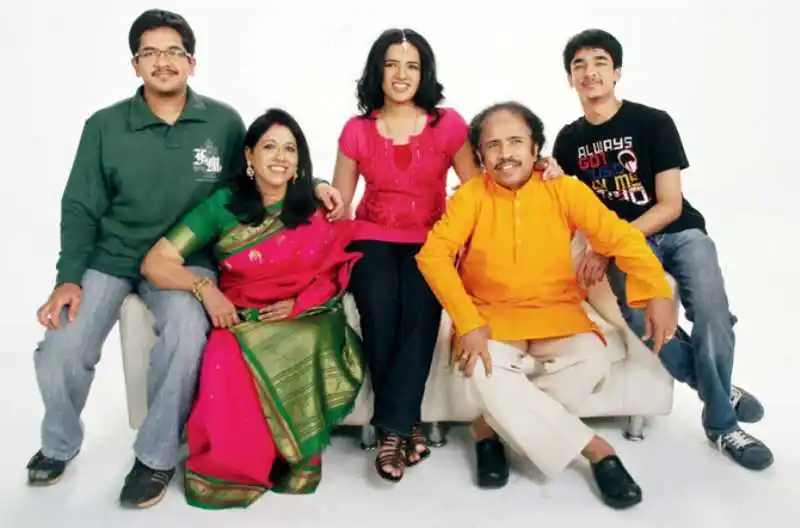kavita-krishnamurti-family-tring.jpg