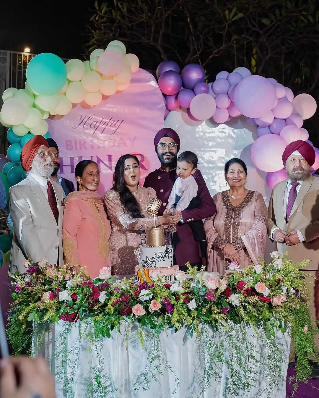 Harshdeep-Kaur-Family-Tring.jpg Harshdeep-Kaur-Family-Tring
