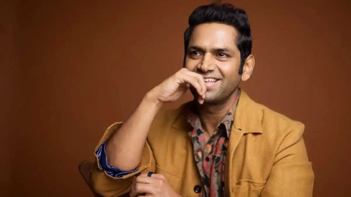 Sharib-Hashmi-biography-tring.jpg Sharib-Hashmi-biography-tring
