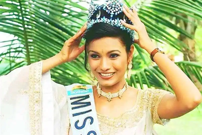 Diana-Hayden-miss-world-1997.tring.jpg Diana-Hayden-miss-world-1997.tring