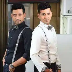 Meet-Bros-tring.jpg Meet-Bros-tring