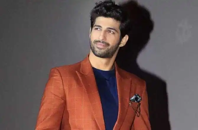 aashim-gulati-career-tring.jpg aashim-gulati-career-tring