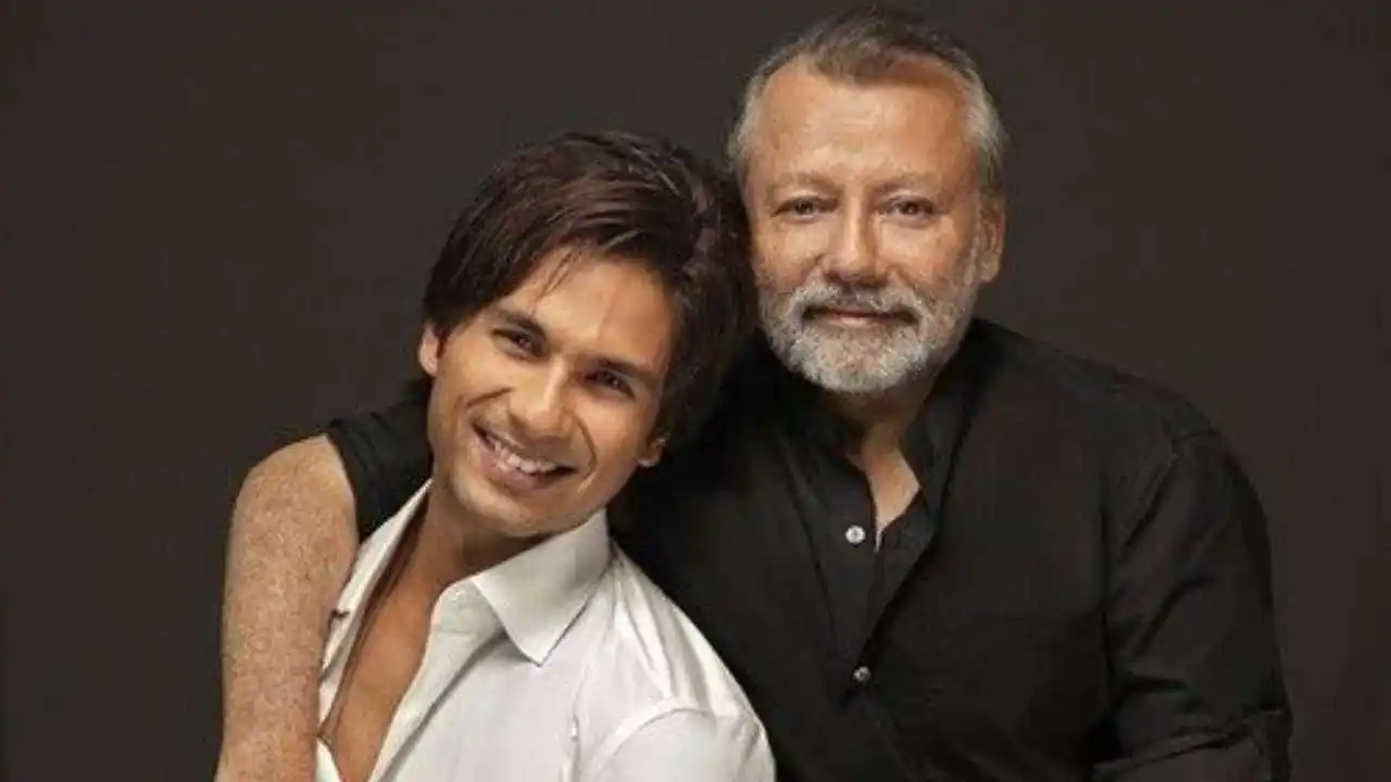 Pankaj-Kapoor- Shahid-Kapoor-tring.jpg Pankaj-Kapoor- Shahid-Kapoor-tring