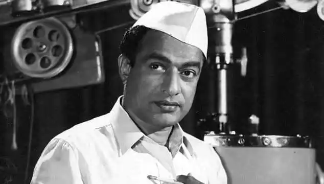 v-shantaram-career-tring