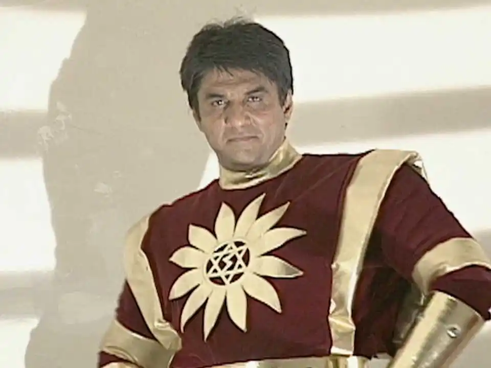 Shaktimaan featuring Mukesh khanna 