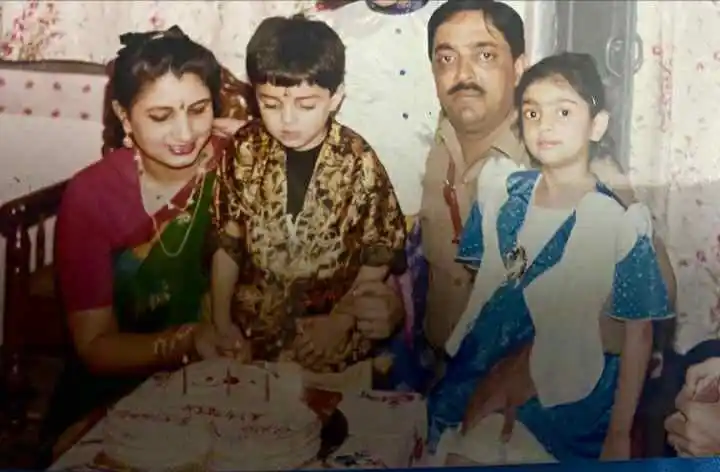 Akanksha-Puri-family.jpg