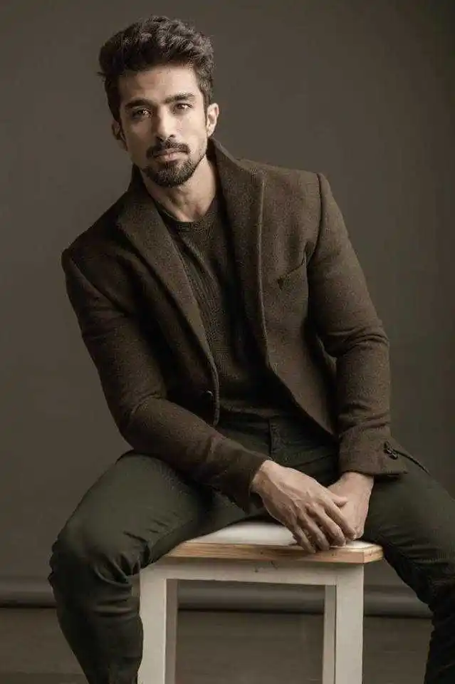 saqib-saleem-tring-.jpg saqib saleem in Crackdown 2