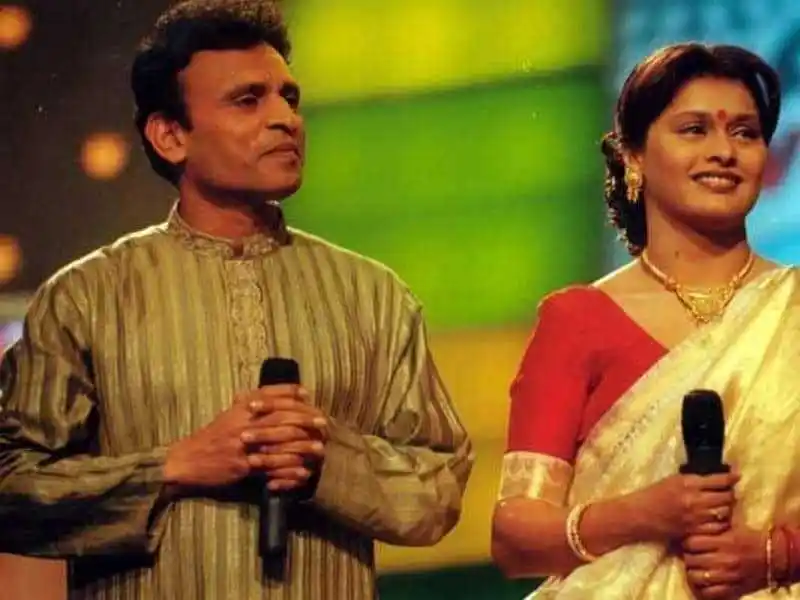 hosts from Antakshari