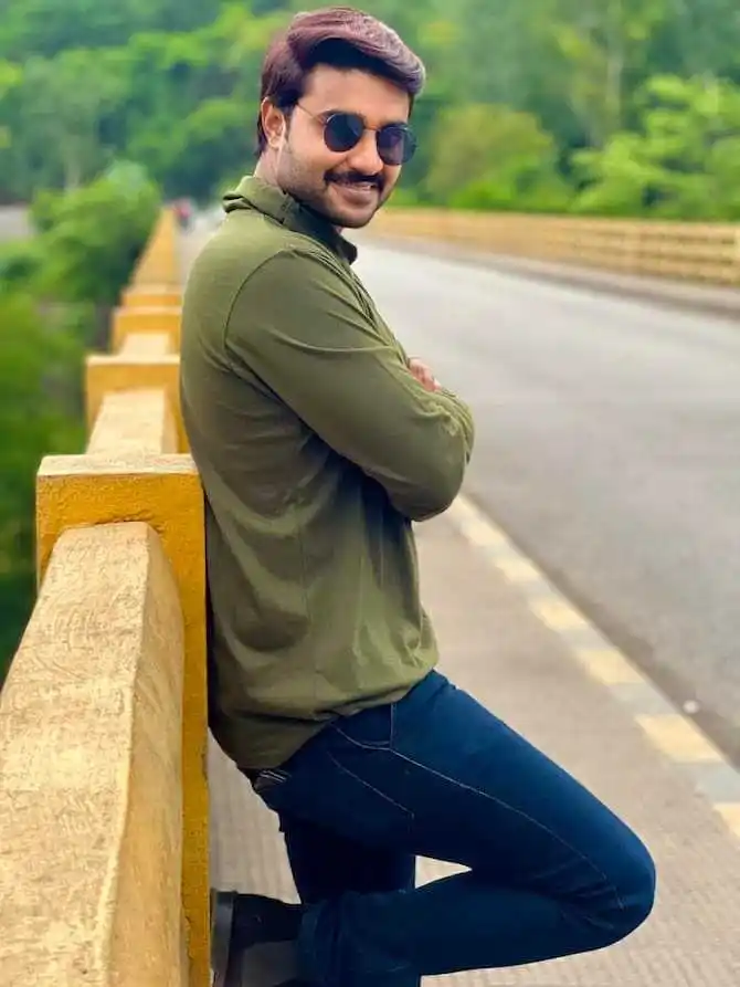 pradeep-pandey-image-tring.jpg pradeep-pandey-image-tring