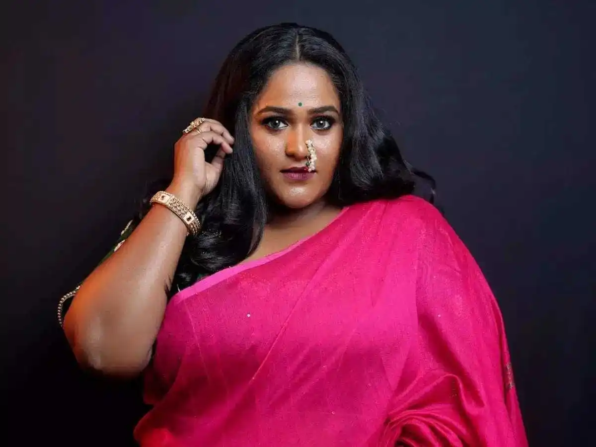 Vanita-kharat-career-tring