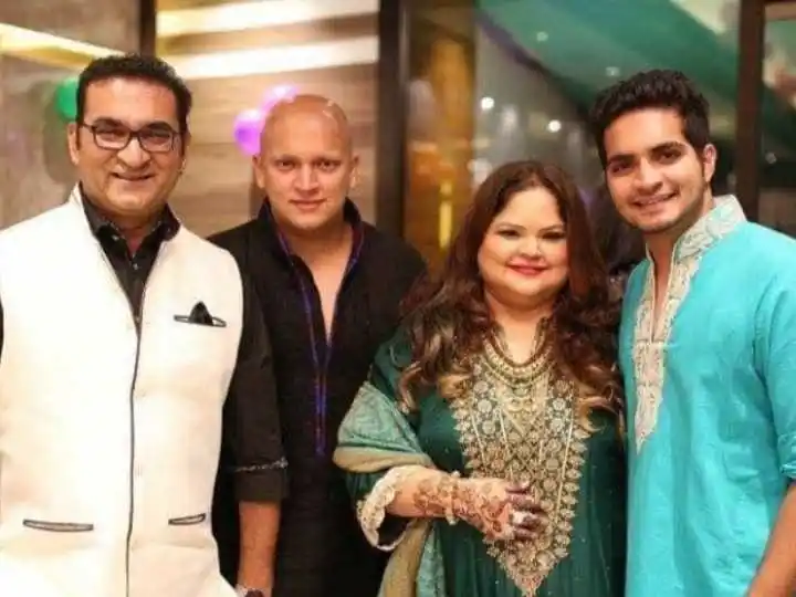 abhijeet-bhattacharya-family-tring.jpg