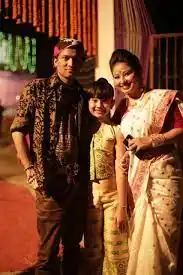 zubeen-garg-family-tring.jpg