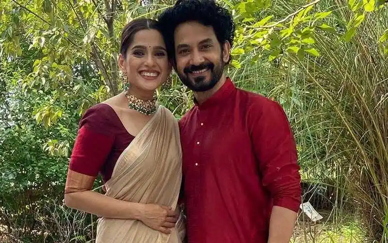 Umesh-Kamat-wife-tring.jpg Umesh-Kamat-wife-tring