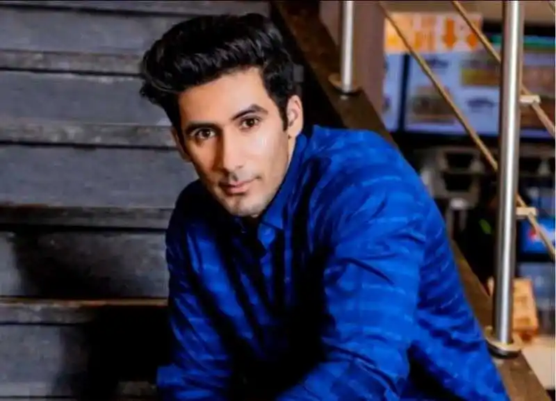 Siwet-Tomars-biographhy-tring